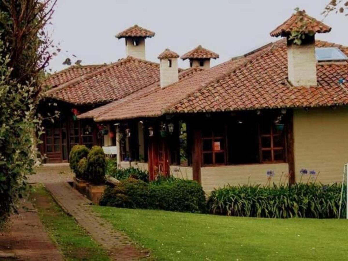 Hacienda El Rejo Villa Machachi Eksteriør bilde
